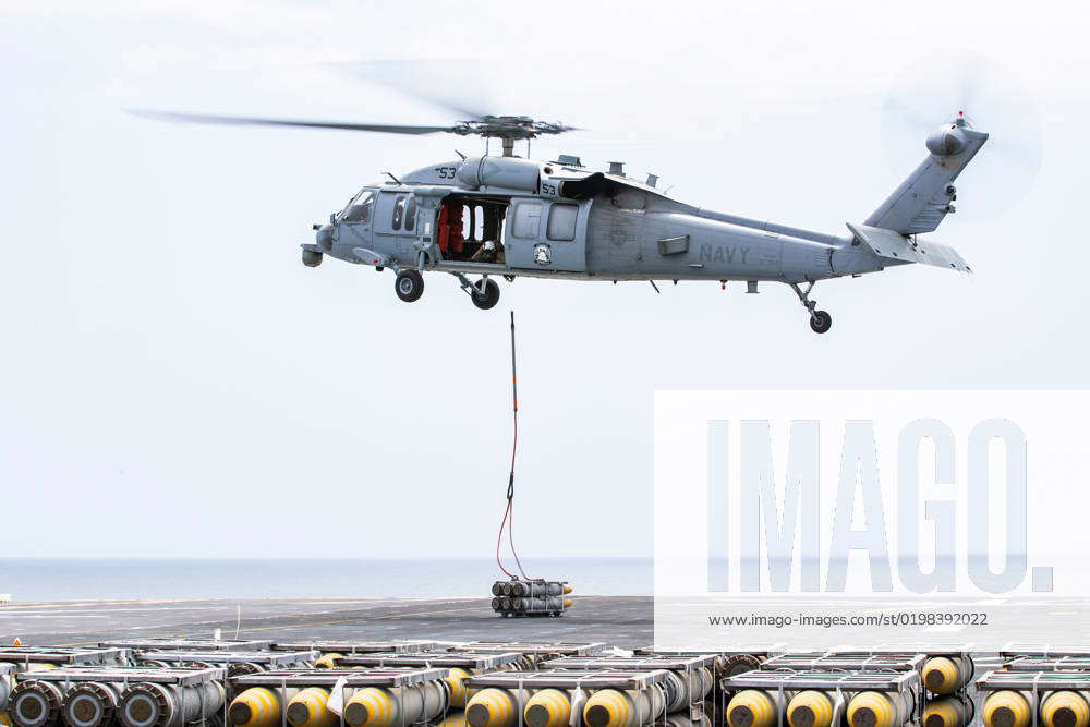 220503-N-CZ759-1074 PACIFIC OCEAN (May 3, 2022) An MH-60S Sea Hawk ...