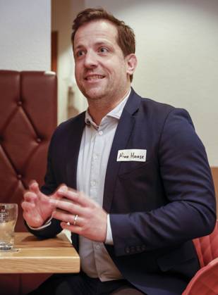 Election campaign for mayor of the state capital Mainz, candidate Marc ...