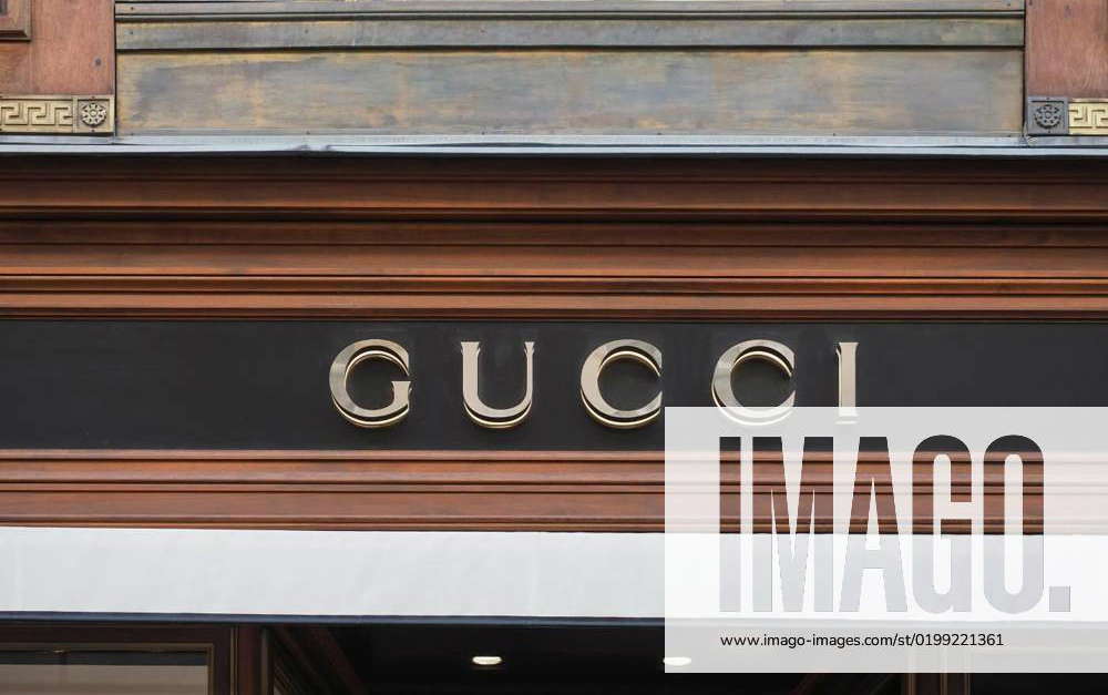 Gucci shopfront sign in Vienna, VIENNA, AUSTRIA - CIRCA SEPTEMBER 2022 ...