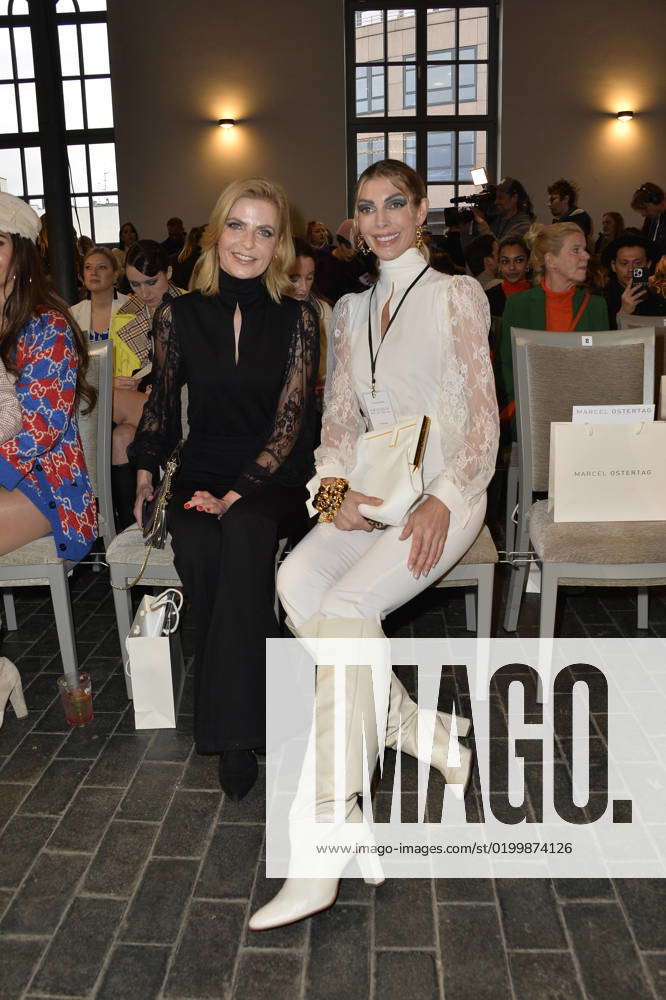 Tanja Buelter und Annika Gassner bei der Marcel Ostertag Fashion Show