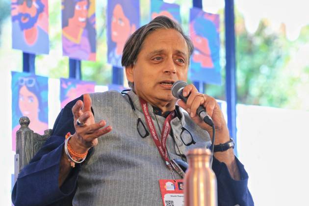 Jaipur Literature Festival In Jaipur -Day 1 Shashi Tharoor and Sumit ...
