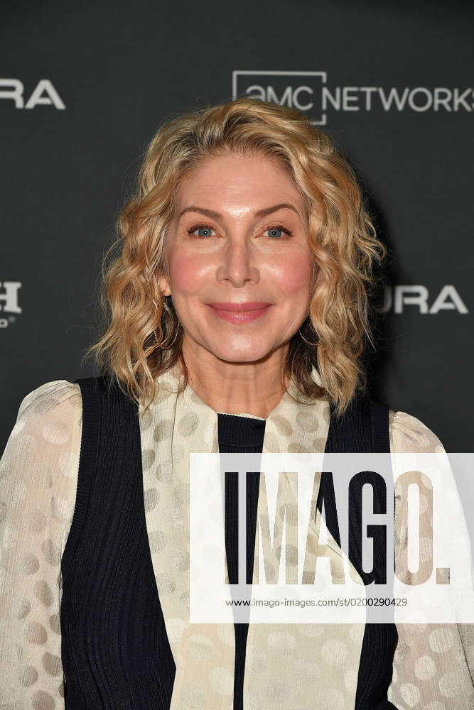 Elizabeth Mitchell 2023