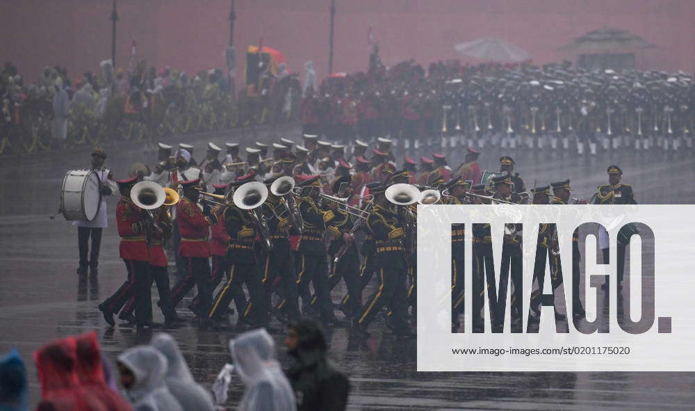 NEW DELHI, INDIA - JANUARY 29: Marching bands from the Indian Army ...