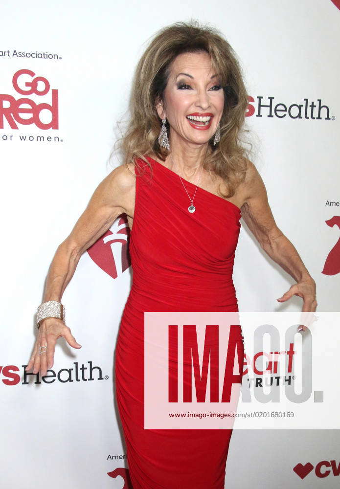 New York Ny February 01 Susan Lucci At The American Heart Association S Go Red For Women Red 