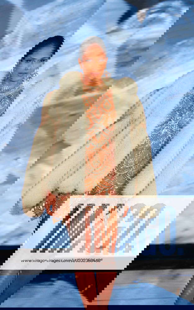 NYFW Art Heart Fashion Show celebrating 10 years in the fashion