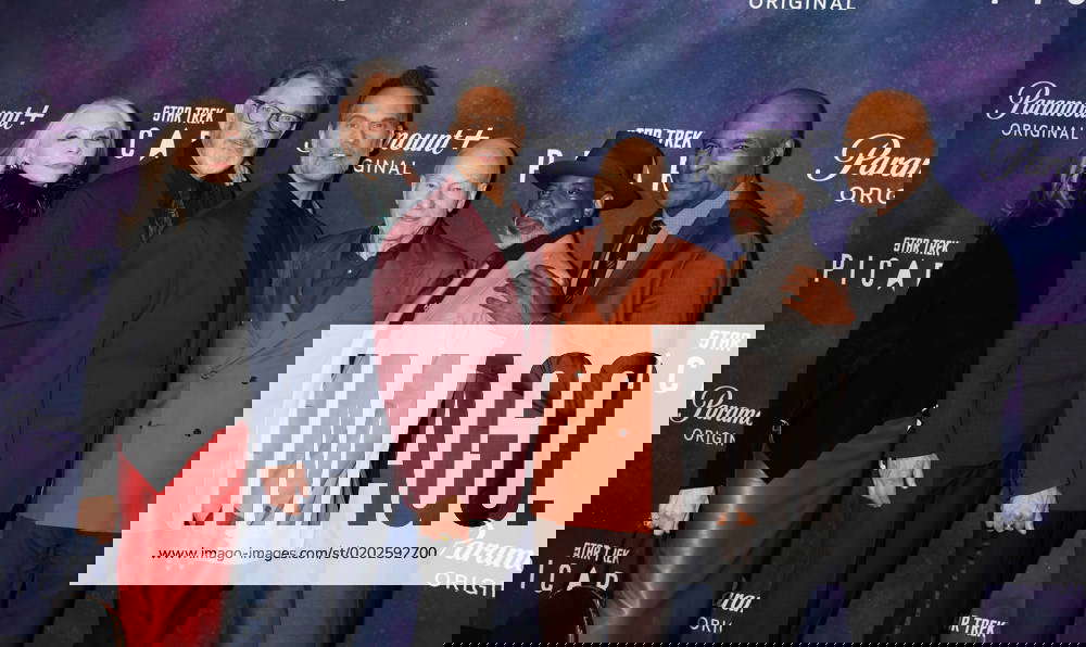 HOLLYWOOD, CALIFORNIA FEBRUARY 09 (LR) Gates McFadden, Jonathan