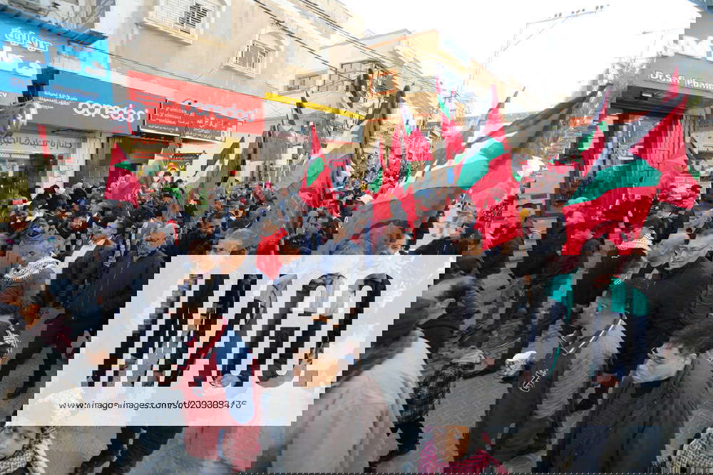 Palestinian supporters of Democratic Front for the Liberation of