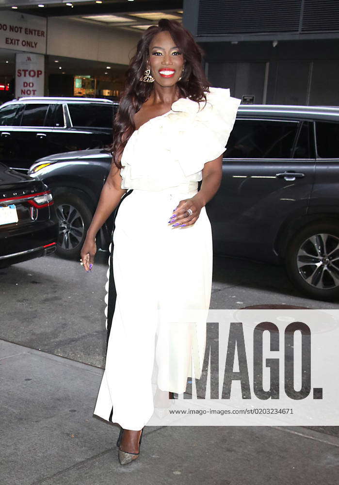 Bozoma Saint John visits CBS Mornings to talk about her new book The