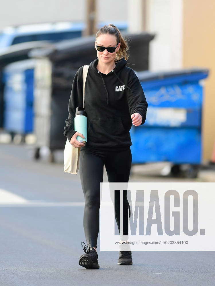 Olivia Wilde Sports A Casual Look For The Gym Featuring Olivia Wilde