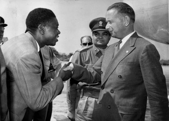 1957 12 30 UN Secretary-General Dag Hammarskjöld, two from right ...