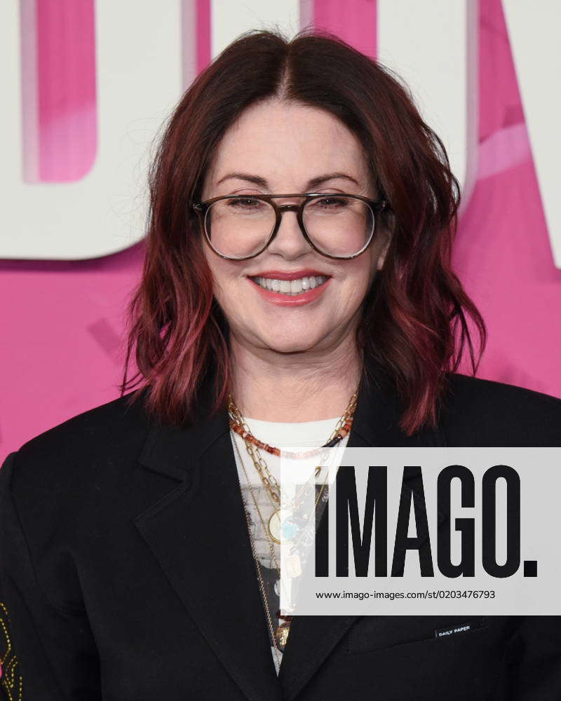 22 February 2023 - Westwood, California - Megan Mullally. Red Carpet ...