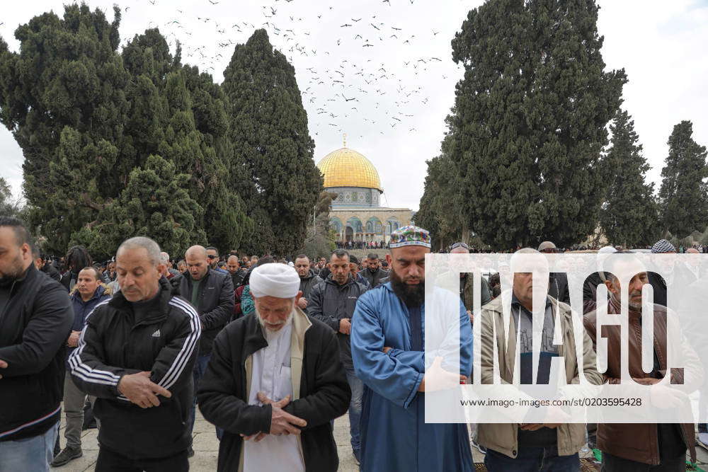 February 24, 2023, Jerusalem, Israel Palestinian Muslim devotees offers prayers during the last