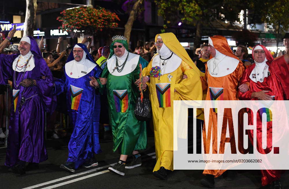 gay mardi gras sydney parade