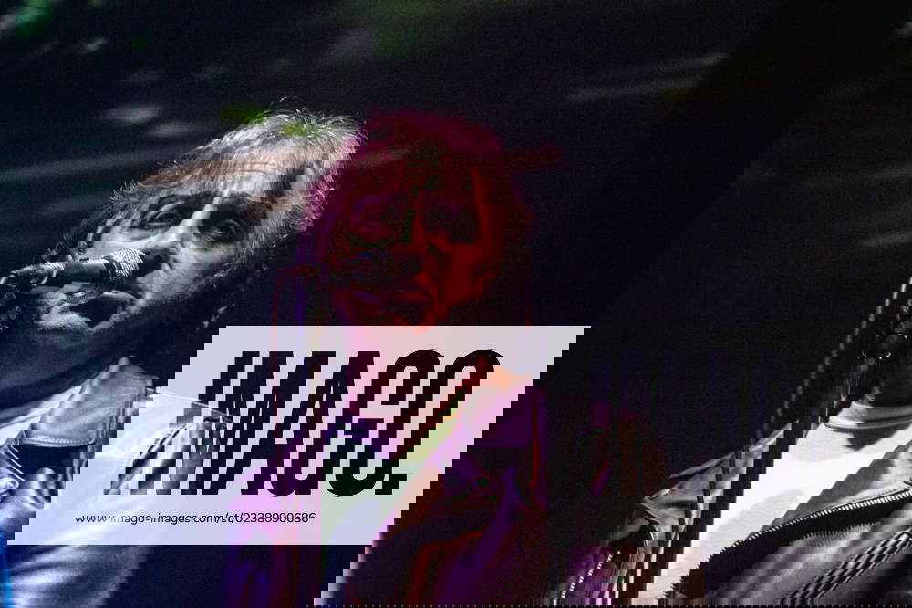 Italy The Musical Box performs Genesis in Bassano del Grappa The