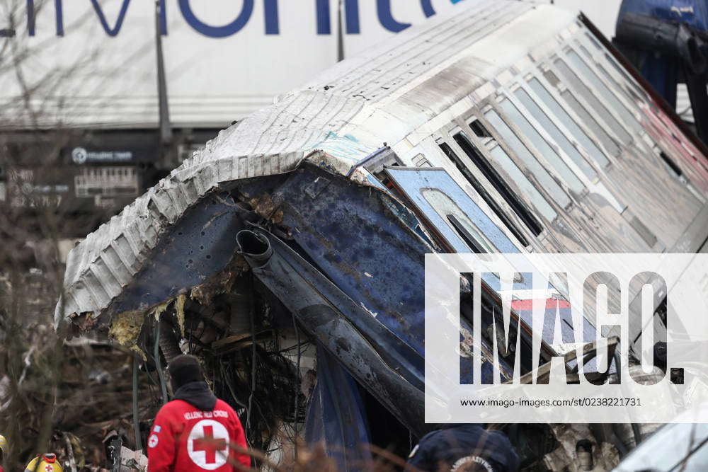 Greece Tempi, On the second day after the train accident in Tempi ...