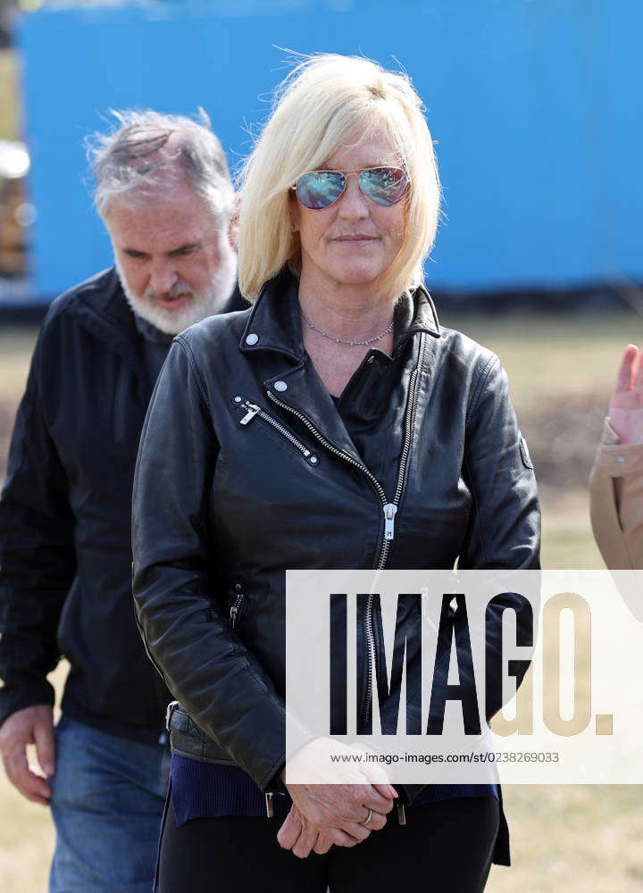 EAST PALESTINE, OH MARCH 2 Erin Brockovich speaks to the media ahead of a town hall meeting