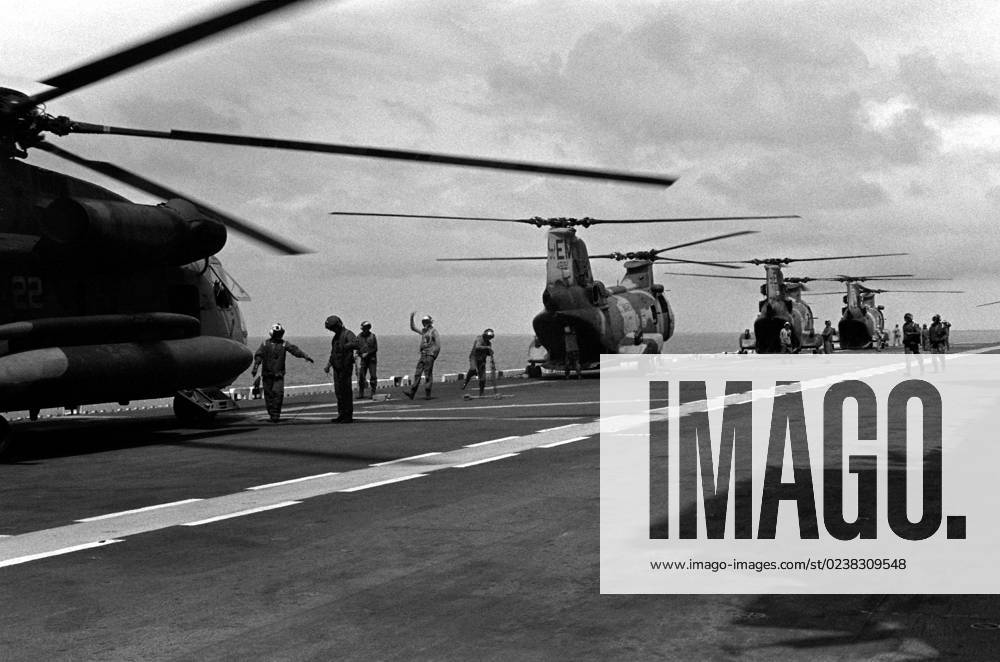 A CH-53D Sea Stallion helicopter attached to Marine Medium Helicopter ...