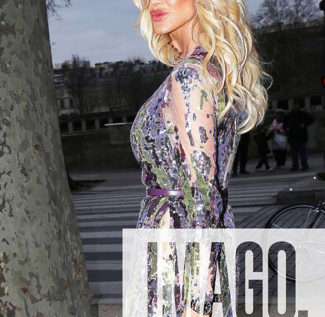 Defile Elie Saab en presence de Victoria Silvstedt CELEBRITIES: Defile