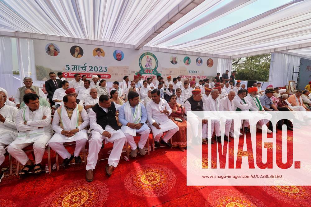 Jat Mahakumbh In Jaipur Jat community leaders sharing the same stage