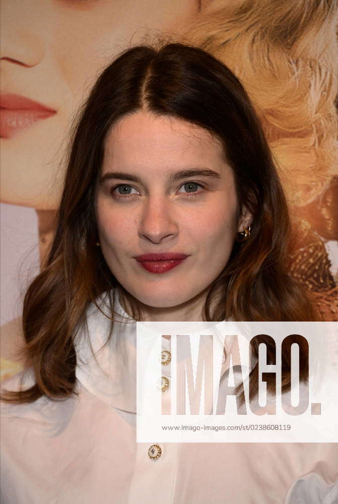 Rebecca Marder - lors du photocall pour l avant premiere du film MON