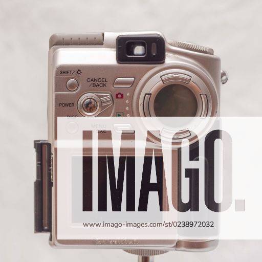 An old digital camera on white background *** An&Verkauf Alte Digitale