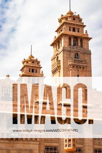 A Vertical Shot Of The Umaid Bhawan Palace Exterior. Jodhpur, Rajasthan ...