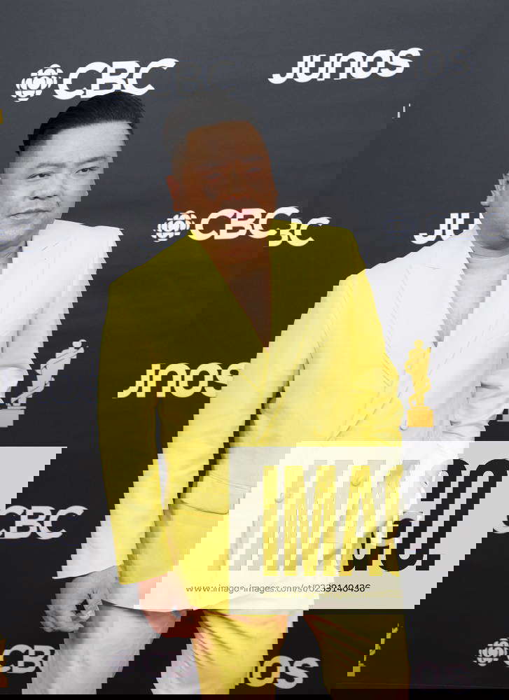 March 13, 2023, EDMONTON, AB, CANADA Andrew Phung arrives on the red