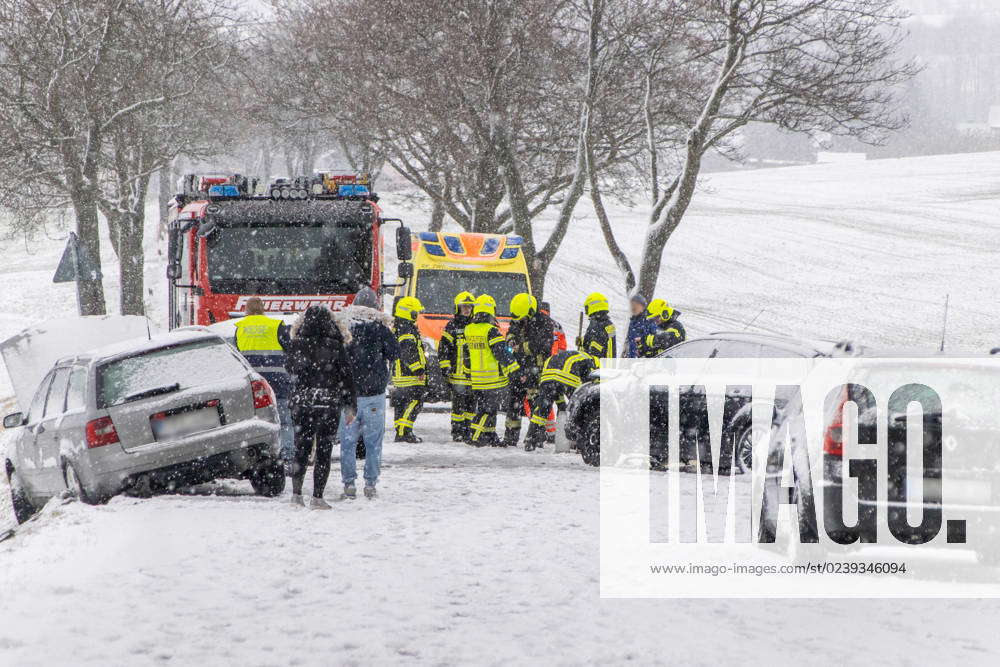 230315Schneechaos News ID: EN 23-03-15 Schnee Legt Berufsverkehr Lahm ...