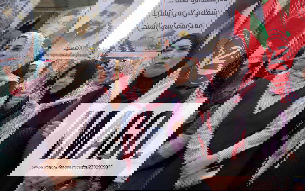 Supporters of the Popular Front for the Liberation of Palestine take