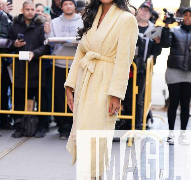 Jameela Jamil, THE VIEW out and about for Celebrity Candids - WED