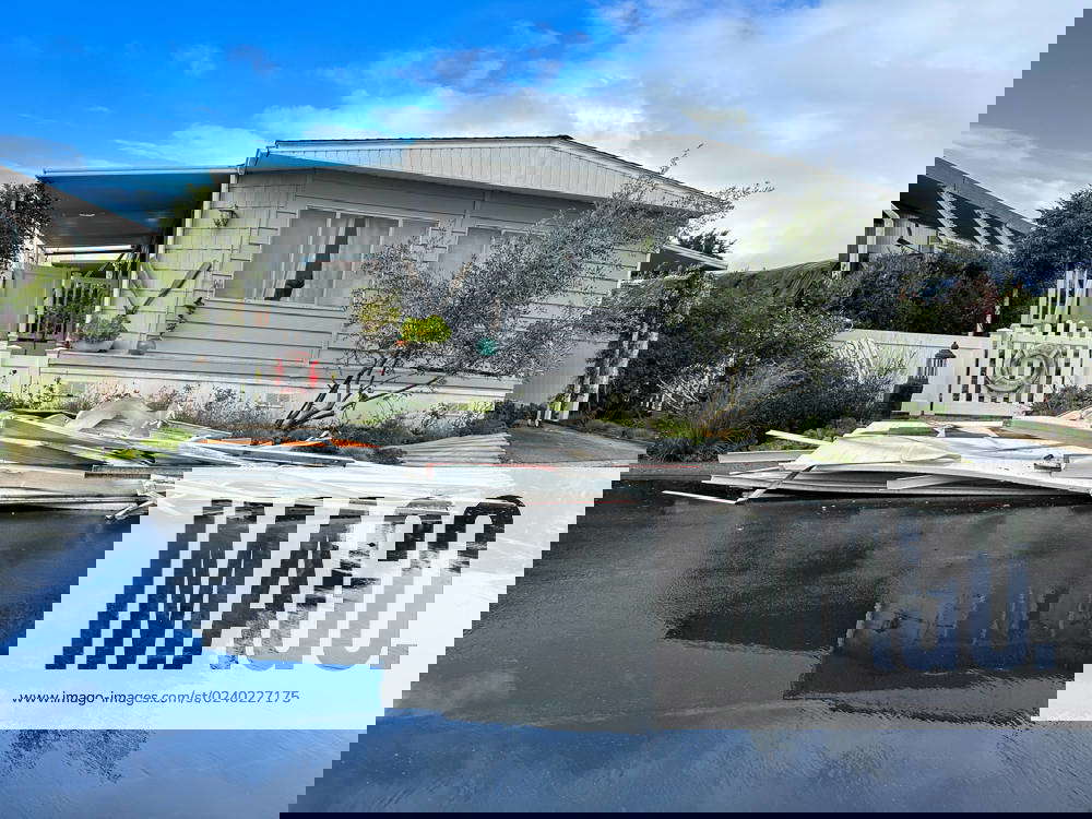 March 22, 2023, Carpinteria, California, USA A freak tornado swirled through the Sandpiper Mobile