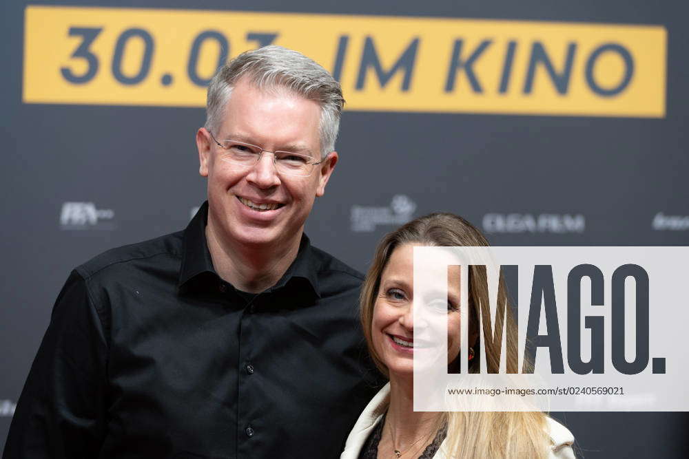 Frank THELEN, entrepreneur, with wife Nathalie THELEN SATTLER, red ...