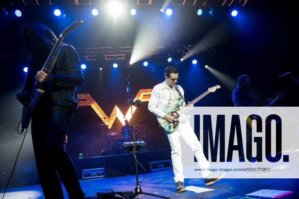 Guitarist Brian Bell, Lead singer Rivers Cuomo and Bassist Scott
