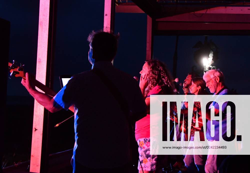 Syndication Florida Today The Club Zion Easter Sunrise Service, with