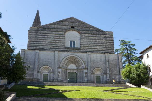 Todi,italy june 20 2020 : temple of san fortunate in todi large bell ...