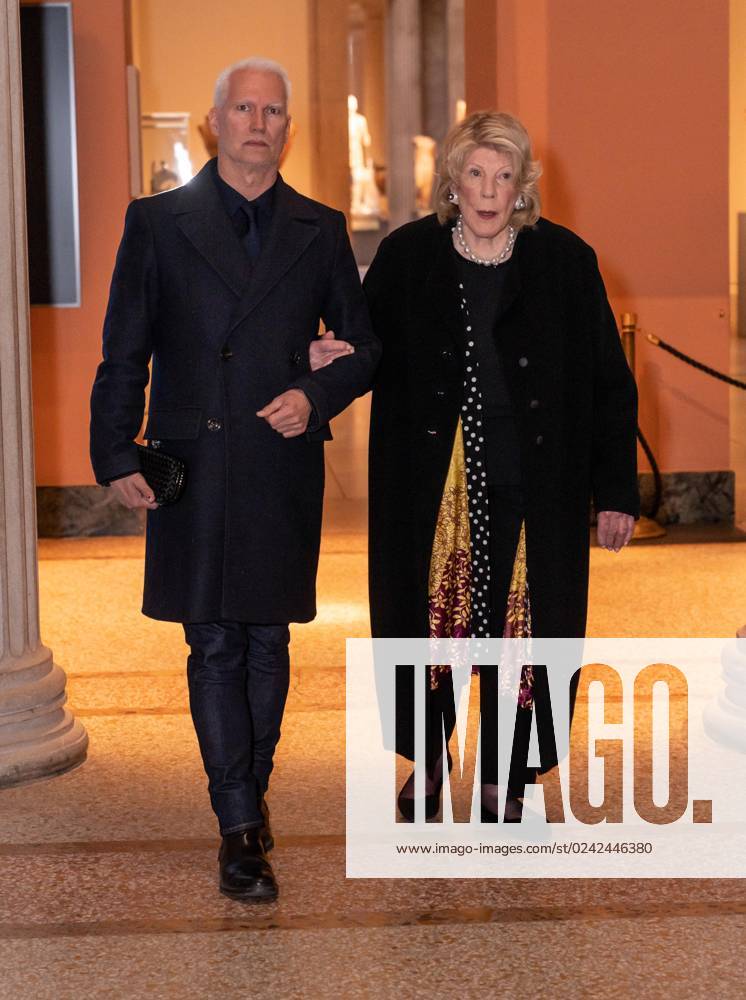 April 10, 2023, Bronx, New York, USA Klaus Biesenbach and Agnes Gund attend the 2023 YoungArts