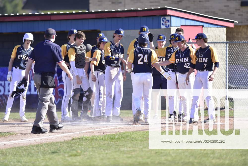 Syndication The Times Herald Port Huron Northern players meet Owen O