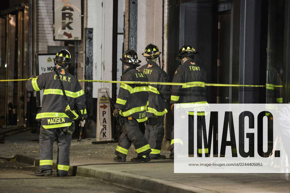 Parking Garage Collapse In Downtown Manhattan Leaves At Least One Dead ...