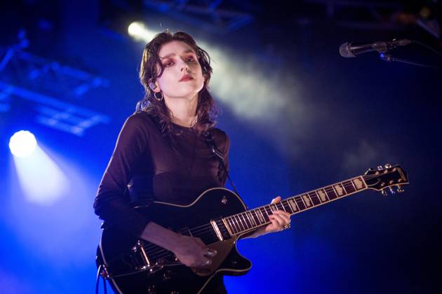 Birdyst Italy: Birdy performs in Milan Birdy performs at Fabrique in Milan ...