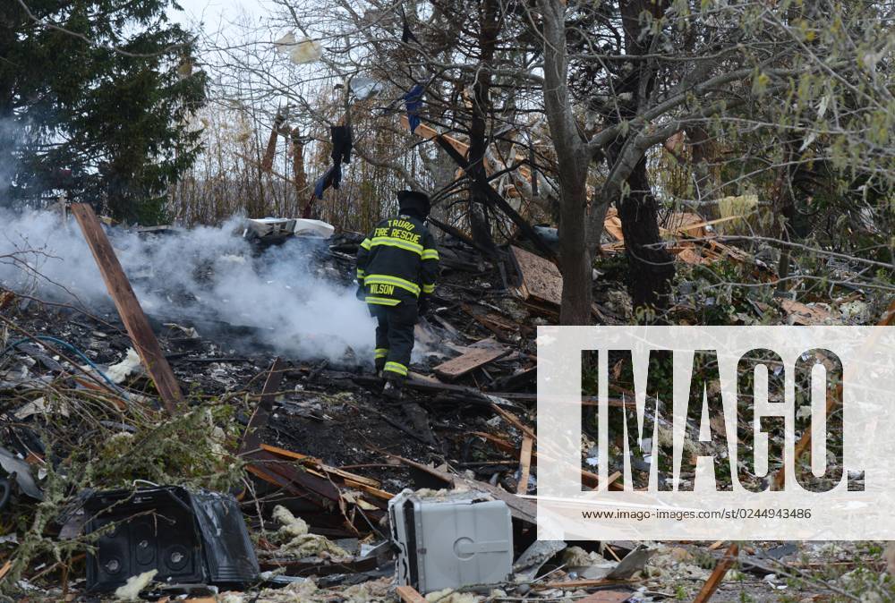 USA, HausExplosion in Truro Syndication Cape Cod Times TRURO 04 21 23