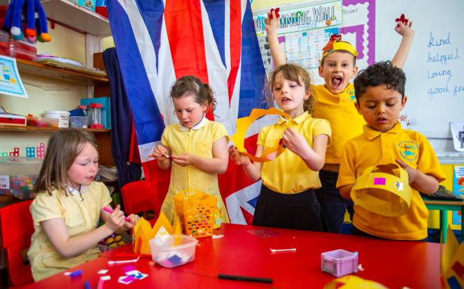 Class 2 of Saint Teilo s Catholic Primary School, Tenby, Pembrokeshire ...