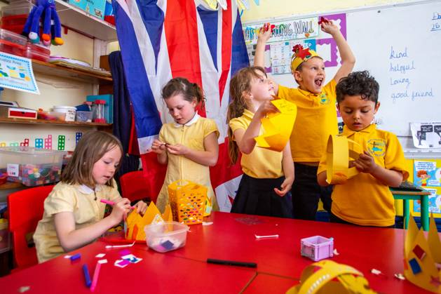 Class 2 of Saint Teilo s Catholic Primary School, Tenby, Pembrokeshire ...