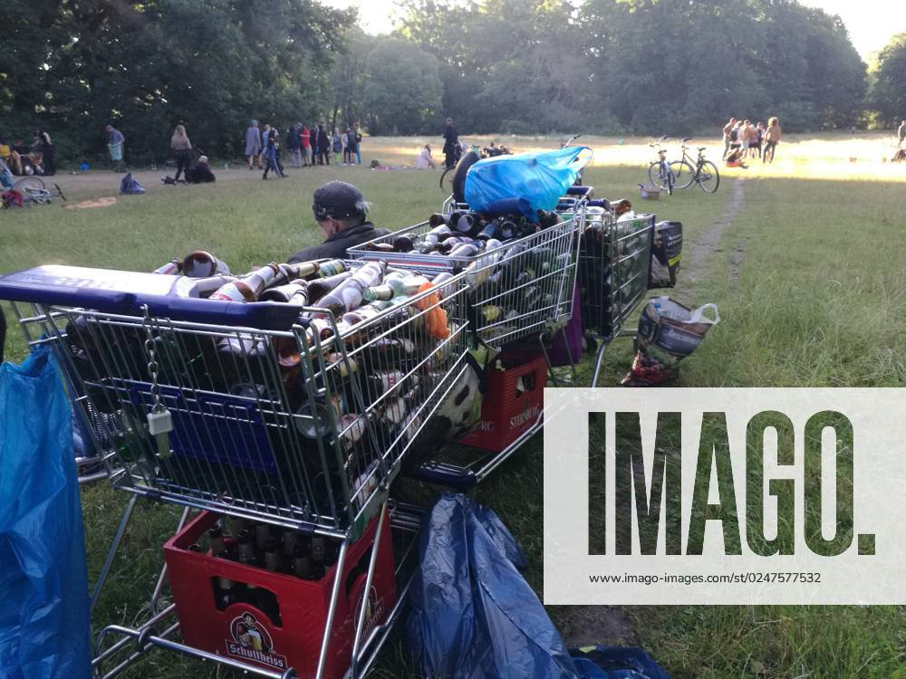 illegal Techno Rave Berlin, Germany, Night from 03 07 2020 at 04 07 2020 End a illegal Party via