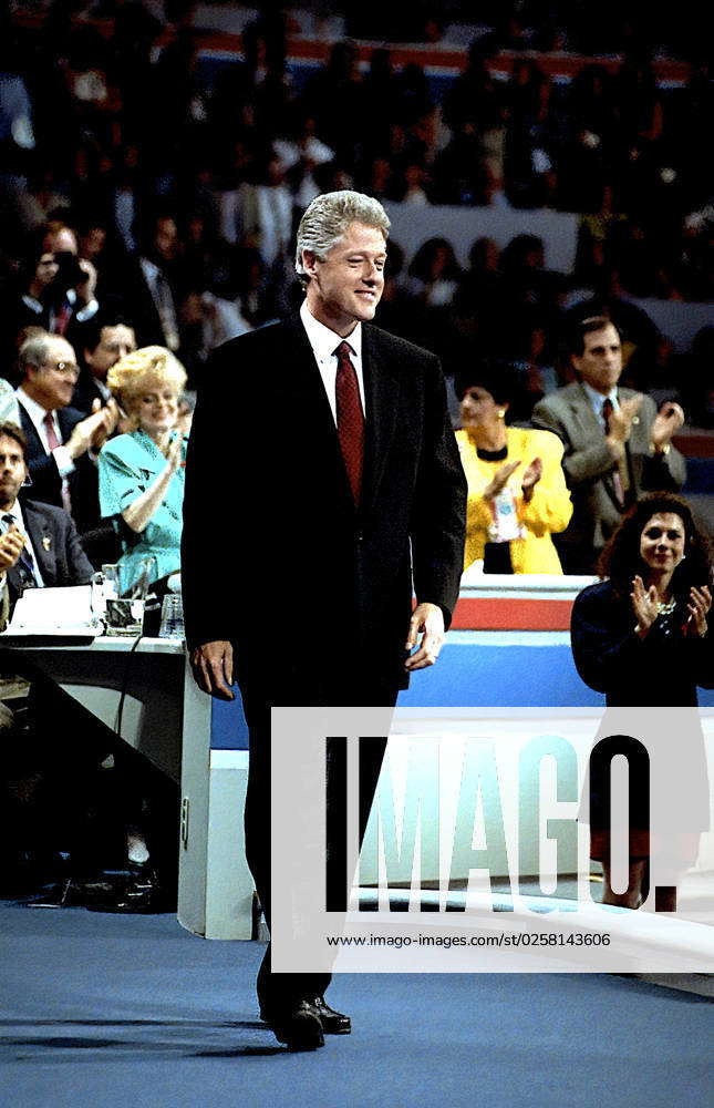 July 16, 1992, New York, NY, U.S: Governor of Arkansas Bill Clinton ...