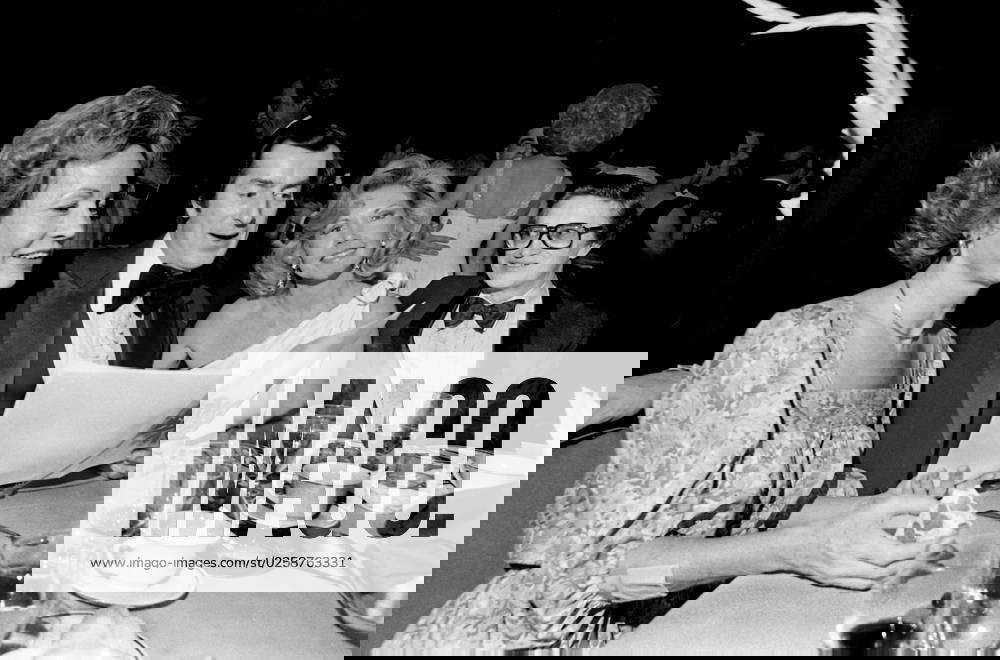 News Harold Bradley Feb 11, 1978; Nashville, TN, USA; Jo Walker, left