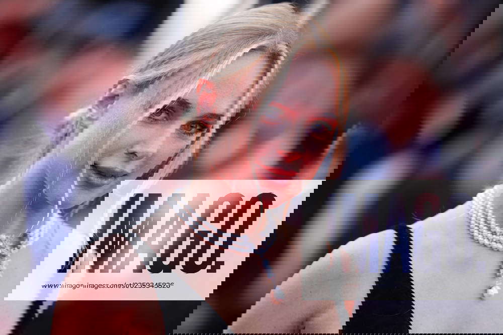 Cannes - Asteroid City Screening Kimberley Garner attends the Asteroid