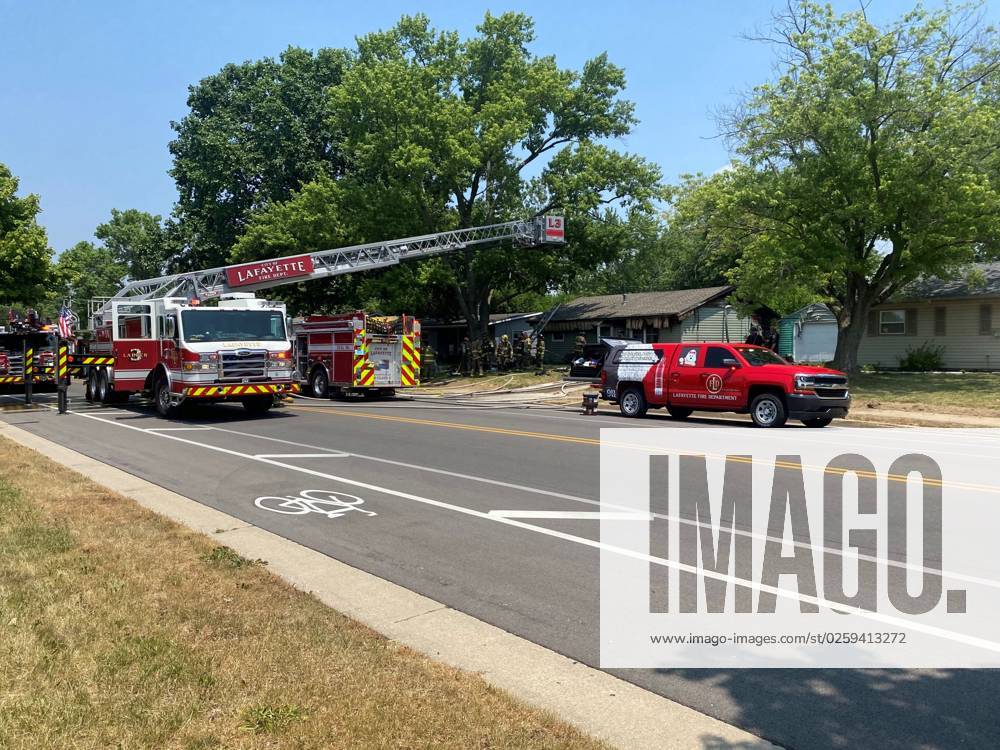 Syndication: Journal-Courier Firemen working on the scene of a fire on ...