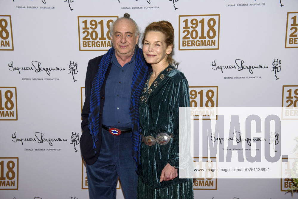 LONDON 20170918 Actress Alice Krige and her husband Paul Schoolman join ...