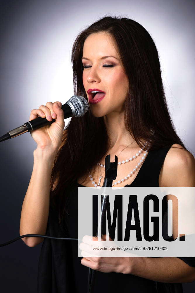 Attractive Brunette Female Musical Vocalist Karaoke Singer Audio ...