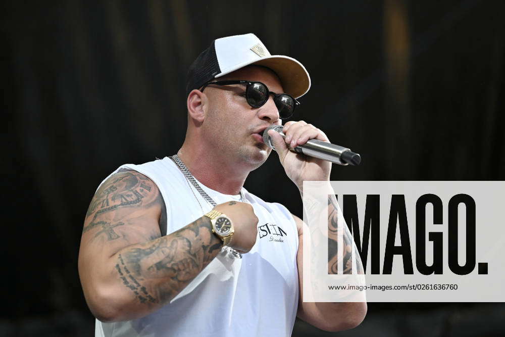 Singer Pietro Lombardi during his concert at the BonnLive OpenAir at ...